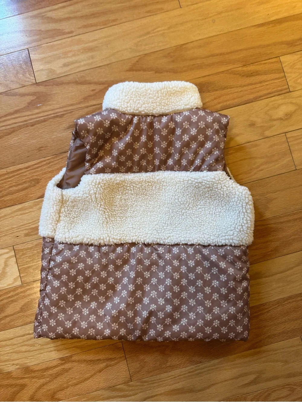 Girls Lucky Brand 4T Sherpa Trim Quilted Floral Vest - Brown & Cream